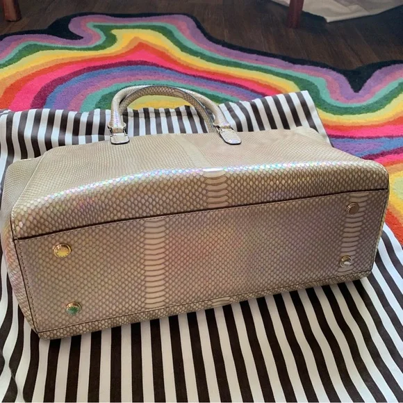 RARE! henri bendel ‘Dalton’ Iridescent Mermaid Large Satchel / Tote Bag